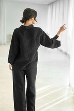 Load image into Gallery viewer, Eadie Lifestyle - Fundamental Linen Shirt in Black colour back shot
