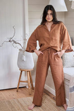 Load image into Gallery viewer, Eadie Lifestyle - Fundamental Linen Shirt in Nutmeg colour front shot
