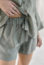 Load image into Gallery viewer, Eadie Lifestyle - Fundamental Linen Shorts in Pistachio colour front closed up shot
