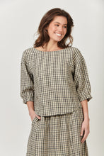 Load image into Gallery viewer, Naturals by O&amp;J Linen Top - Boat Neck/Midi Sleeves Front View
