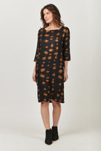 Load image into Gallery viewer, Naturals by O&amp;J Linen Dress Front View
