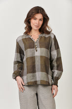 Load image into Gallery viewer, Naturals by O&amp;J Linen Top - Long Sleeve/Crew Neck Breen Plaid Front
