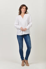 Load image into Gallery viewer, Naturals by O&amp;J Linen Top - Long Sleeve/Crew Neck White Front View
