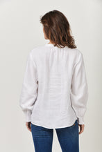 Load image into Gallery viewer, Naturals by O&amp;J Linen Top - Long Sleeve/Crew Neck White Back View
