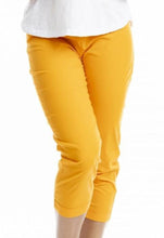 Load image into Gallery viewer, Orientique Bangalene Capri Pants Kumquat front closed up shot
