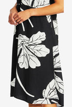 Load image into Gallery viewer, Ping Pong - Atlas Midi Dress in Black/Ivory colour side closed up shote
