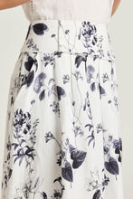 Load image into Gallery viewer, Yarra Trail Botanical Skirt front closed up shot
